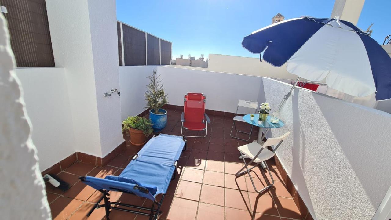 Penthouse With Solarium In The Center Of Malaga-Atico Con Solarium En El Centro De Malaga Apartment Luaran gambar