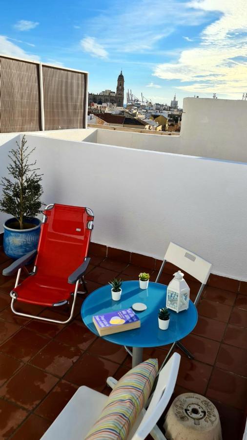 Penthouse With Solarium In The Center Of Malaga-Atico Con Solarium En El Centro De Malaga Apartment Luaran gambar